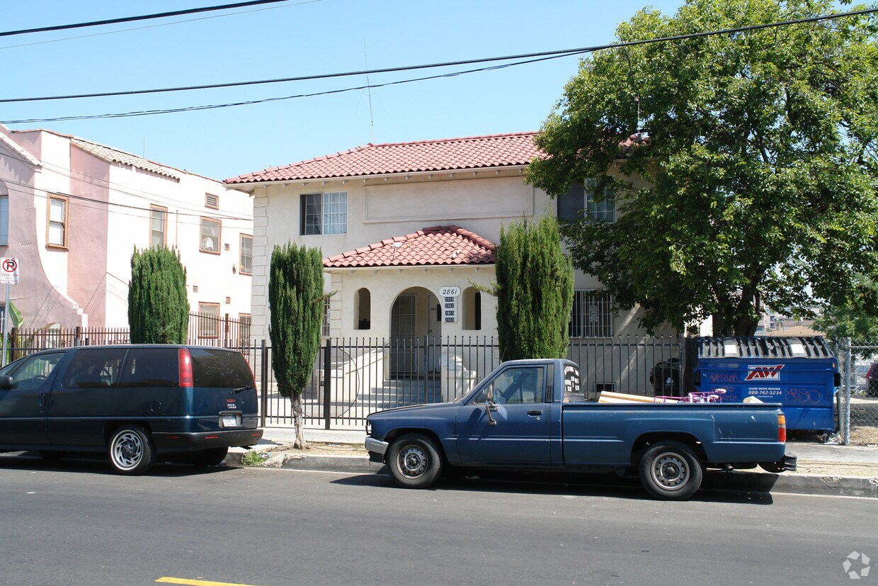 Building Photo - 2861 San Marino St
