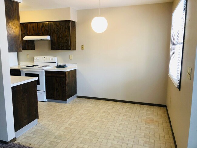 Foto del edificio - 515 1st St NE