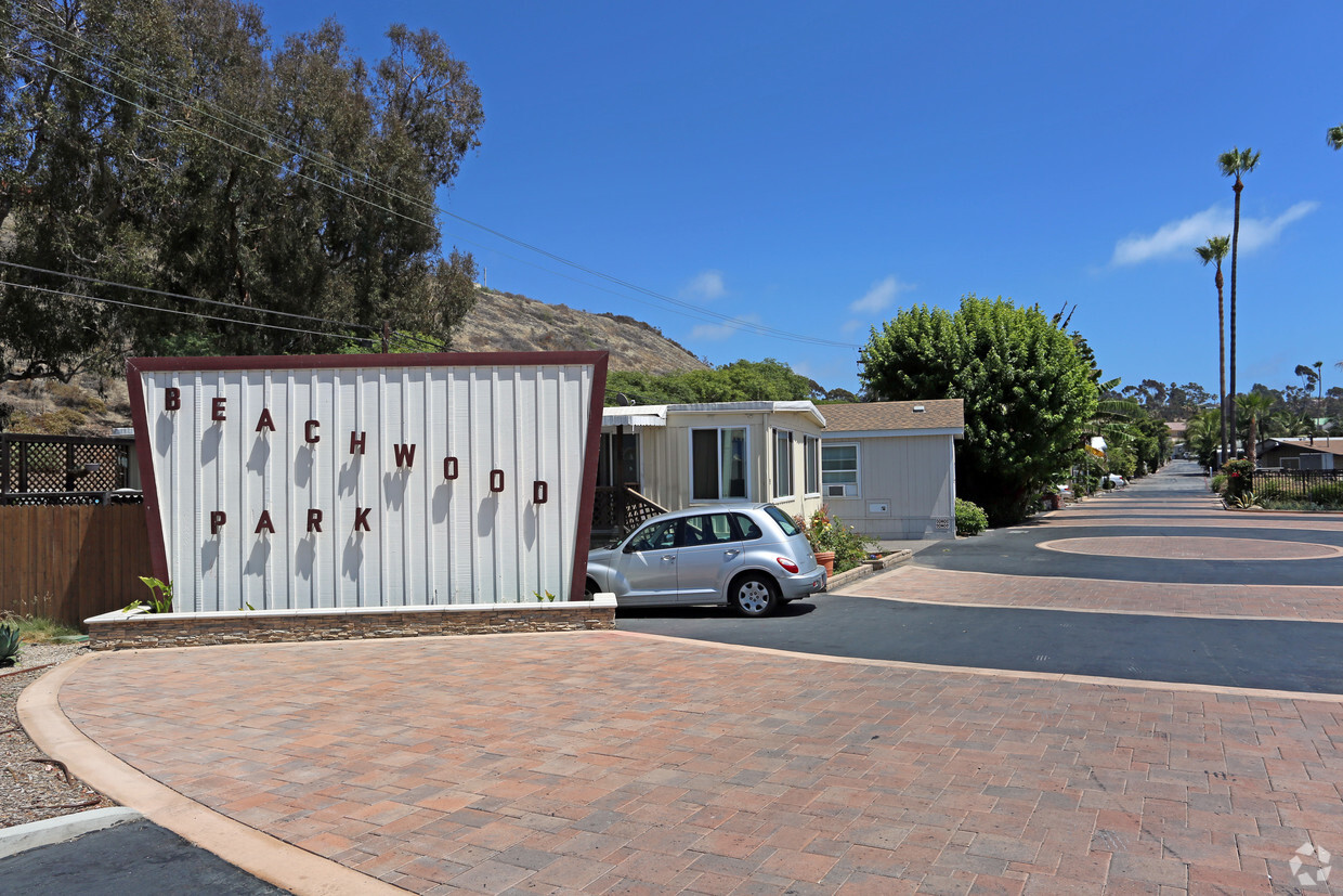 Foto principal - Beachwood Park & Village Mobile Home Park