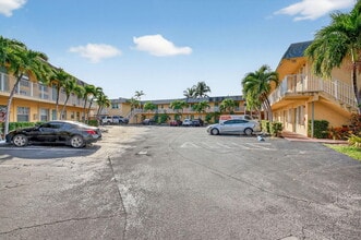 Building Photo - 4071 N Dixie Hwy