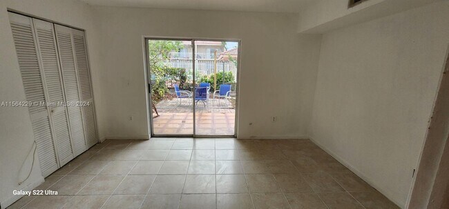 Building Photo - 6886 NW 166th Terrace