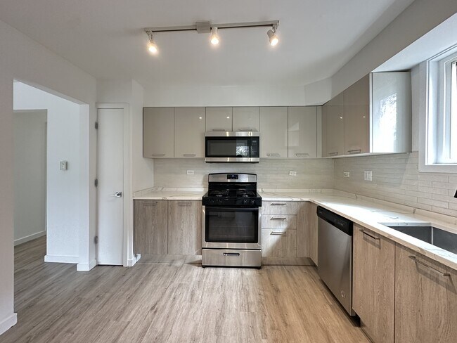 Foto del edificio - 7621 N Sheridan Rd