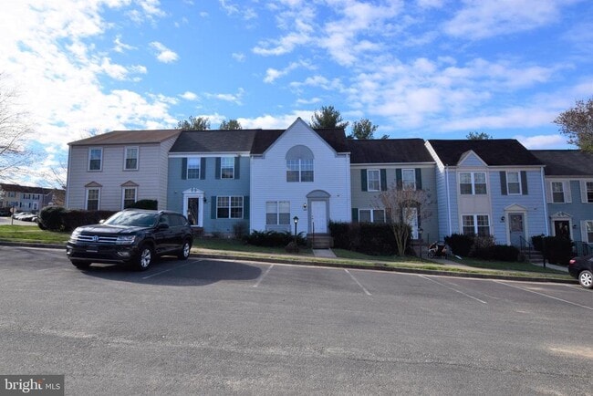 Building Photo - 6605 Briarleigh Way