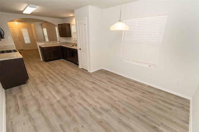 Foto del edificio - 17034 Lacey Bell Ln