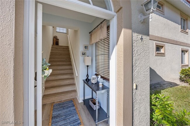 Building Photo - 640 Luisa Ln