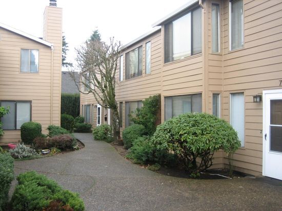 Primary Photo - 1625 SE Nehalem St