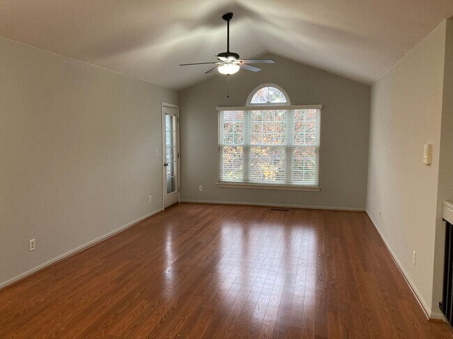 Foto del edificio - 56626 Chesapeake Trail