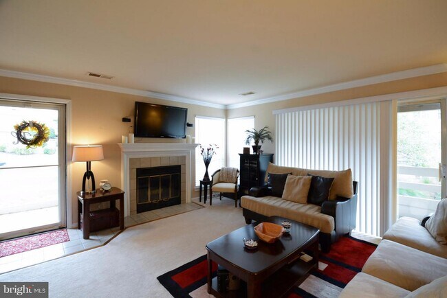 Building Photo - 6612F Jupiter Hills Cir