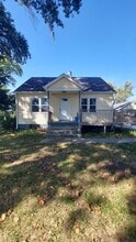 Building Photo - 18981 MO-22