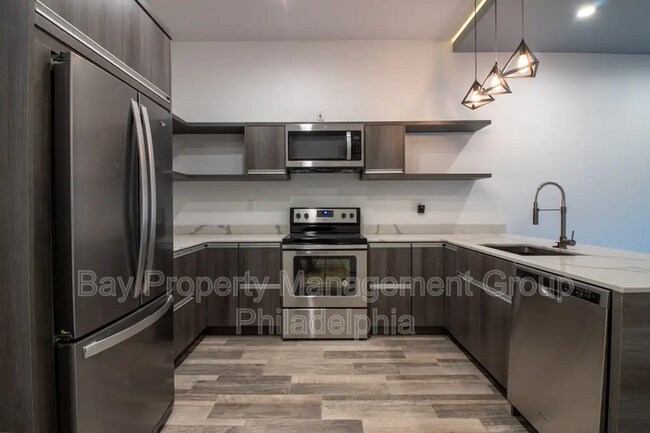 Foto del edificio - 2028 E Fletcher St