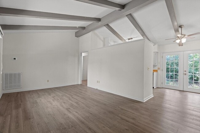 Building Photo - 3600 Gleason Dr