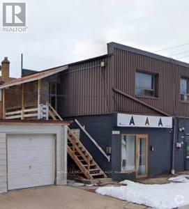 Building Photo - 42 Squires Ave