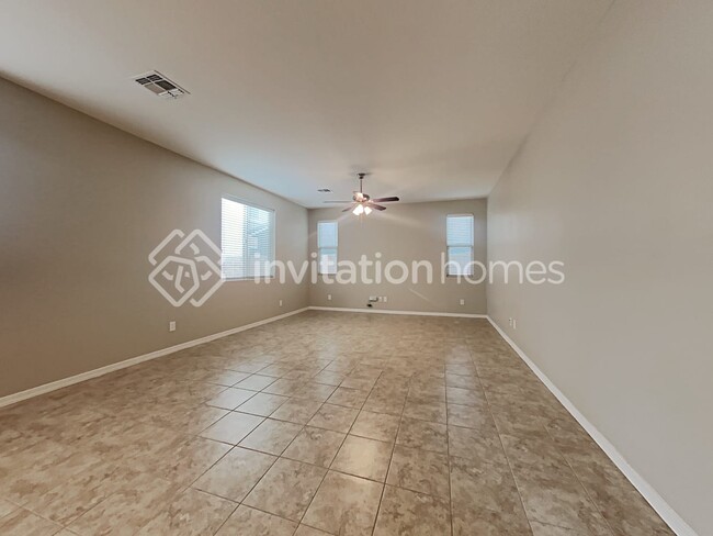 Building Photo - 9763 E Palladium Dr
