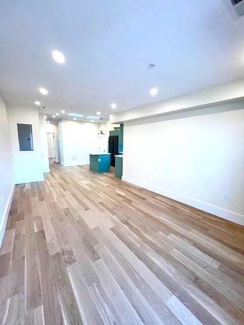 Foto del edificio - 552 E 5th St