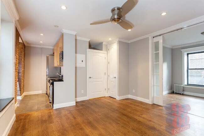 Photo - 338 E 100th St Apartment