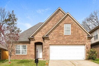 Building Photo - 7957 Gardendale Dr