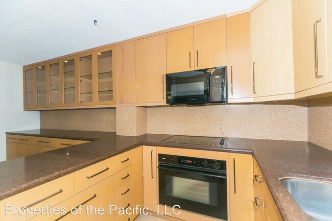 Foto del edificio - 2 br, 2 bath House - 1808 Punahou Street, ...