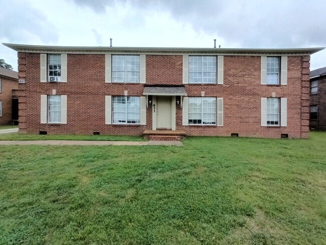 Building Photo - 631 Old Humboldt Rd