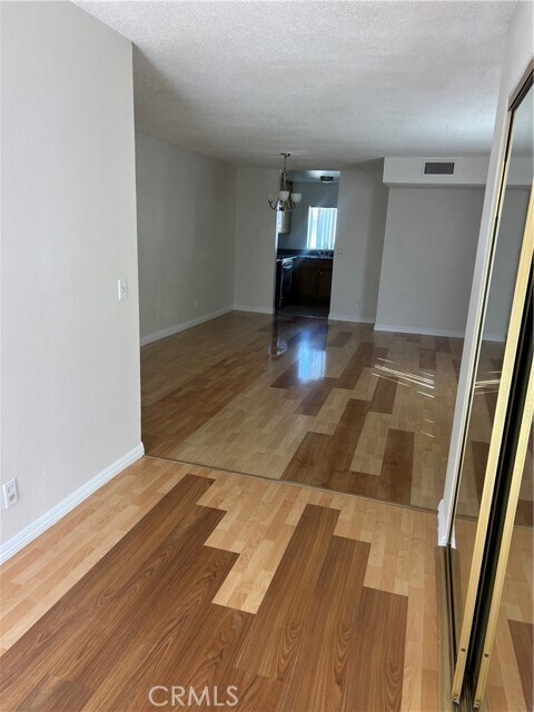 Foto del edificio - 822 E Lomita Ave