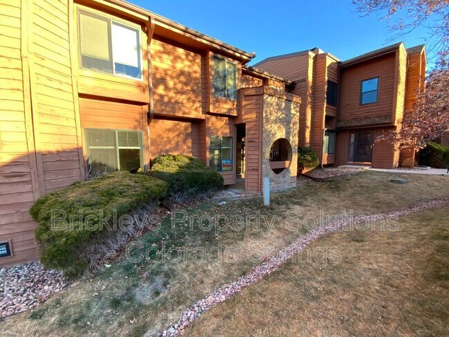 Foto del edificio - 5048 Sunsuite Trail