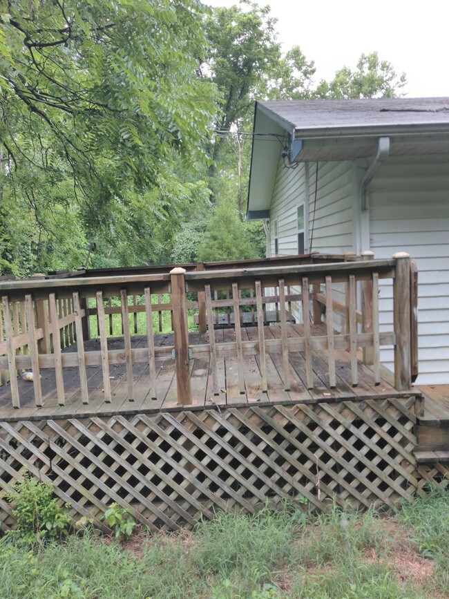Building Photo - 513 Henry Haynes Rd