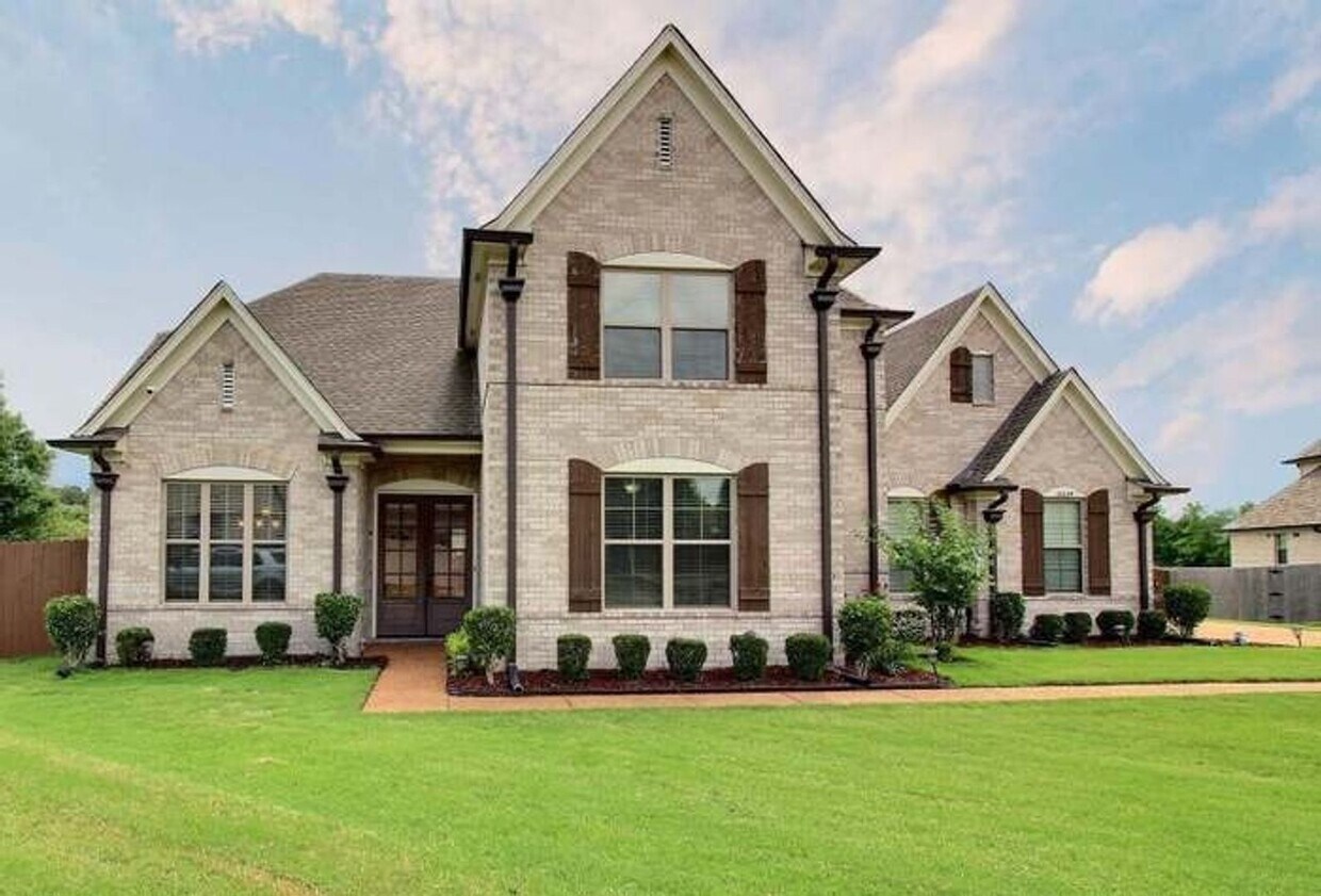 Primary Photo - Spacious 5BR House in Collierville