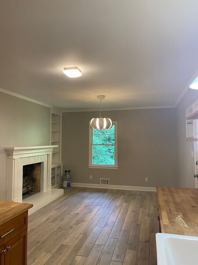 Foto del edificio - Gorgeous 3 bedroom home in Forest Heights