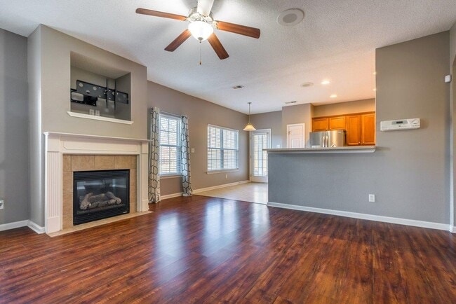 Building Photo - 12138 Longleaf Oak Trail