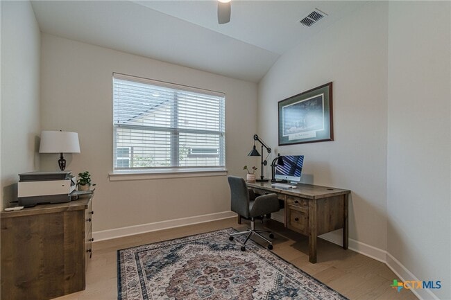 Foto del edificio - 1435 Dancing Oak Ln