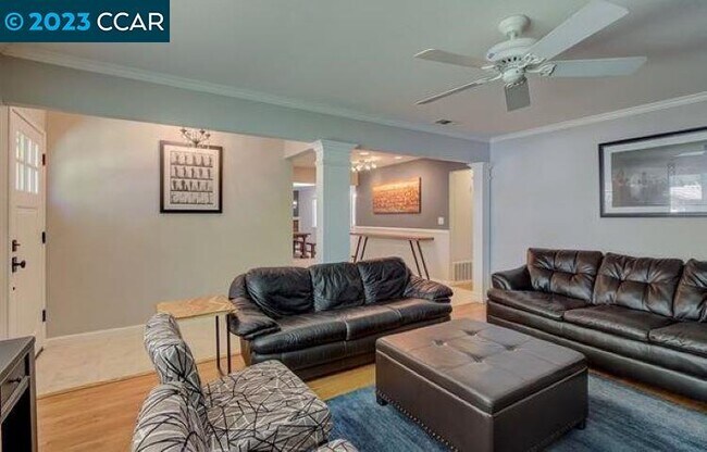 Foto del edificio - 975 Getoun Dr