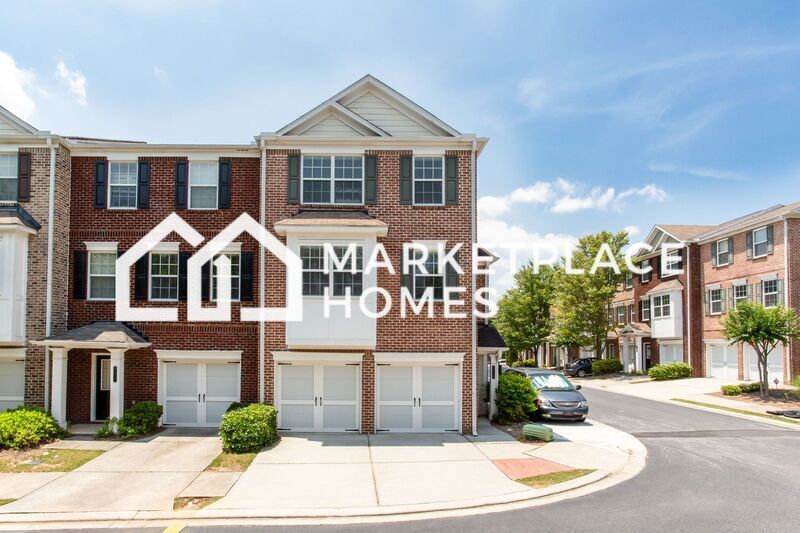 Foto principal - 2229 Landing Ridge Dr