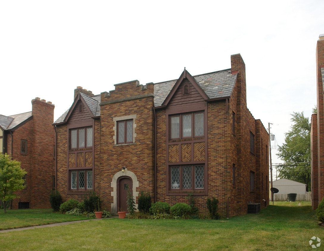 Primary Photo - 1725 King Ave