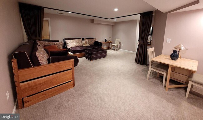 Sala de recreo 1 - 112 Holmes St
