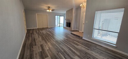 Building Photo - 6311 Dawnridge Dr
