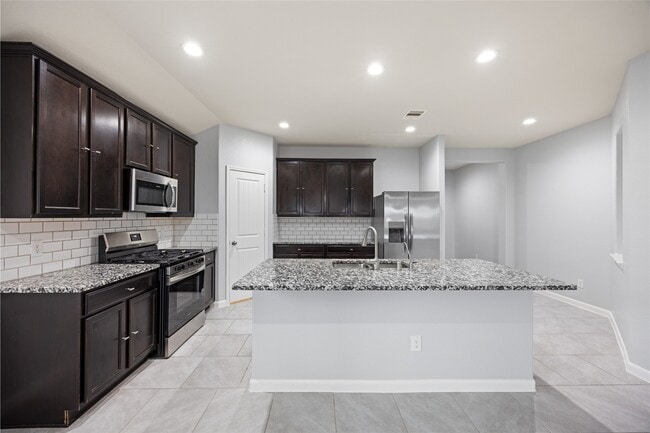 Building Photo - 18223 Mulberry Spring Cir