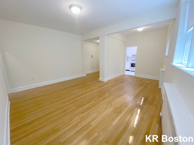 Building Photo - 60 Kilsyth Rd