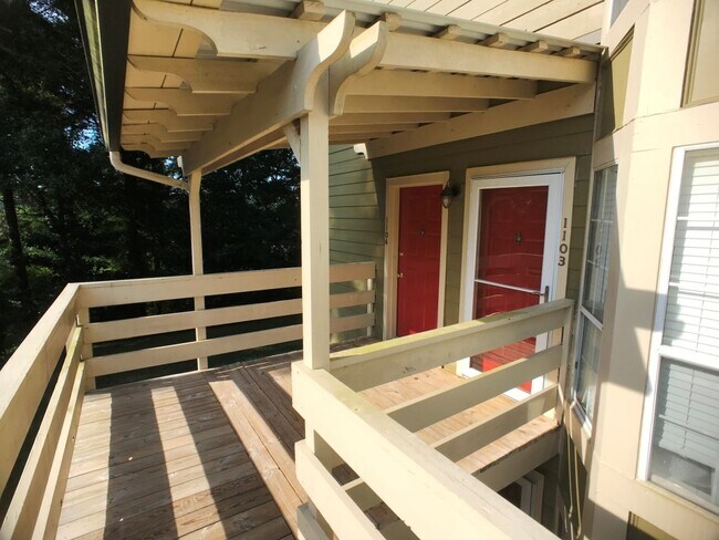 Building Photo - East Cobb - Walton HS - 3BR/2BA