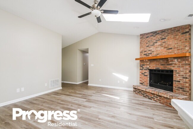 Building Photo - 9695 Claymore Dr
