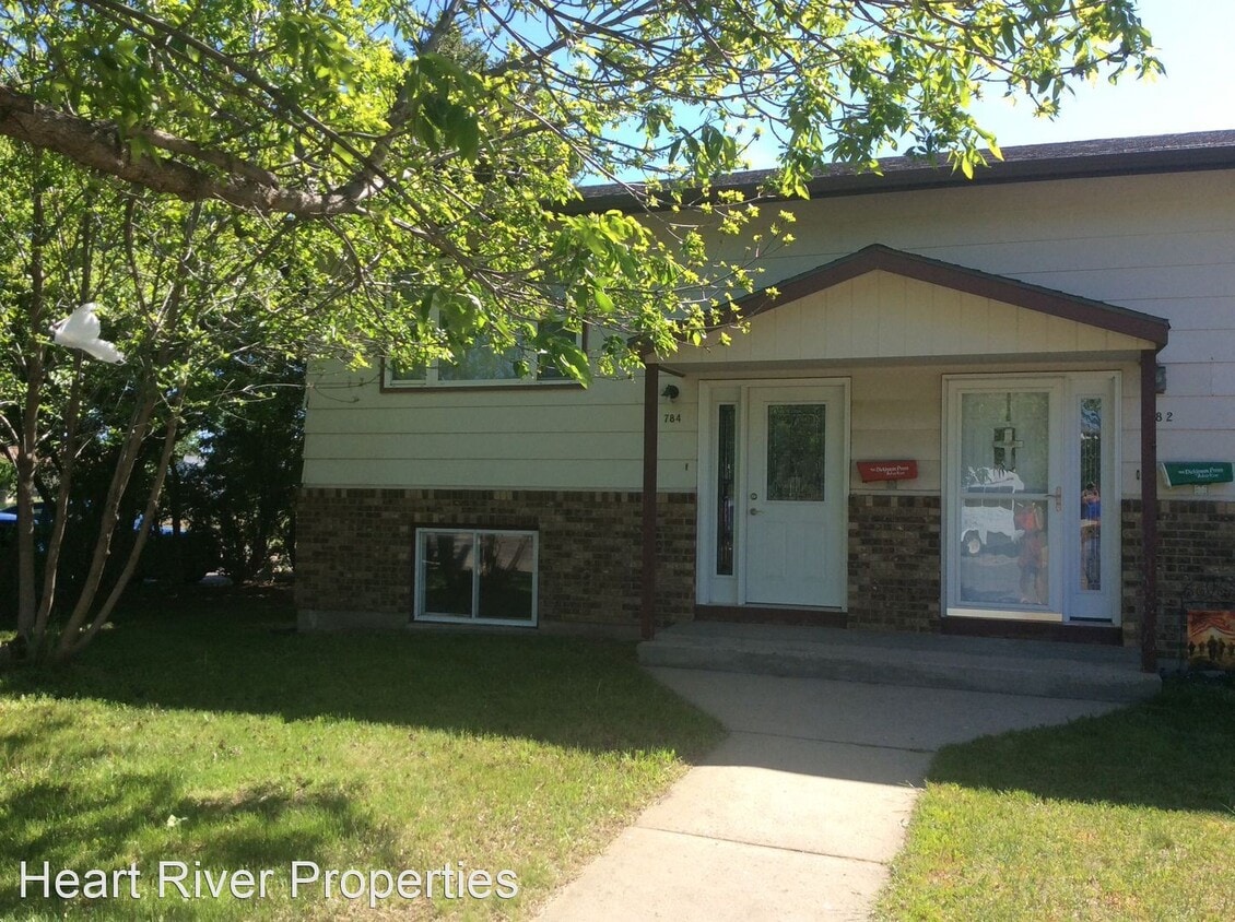 2 br, 1.5 bath House - 784 4th Ave E Photo