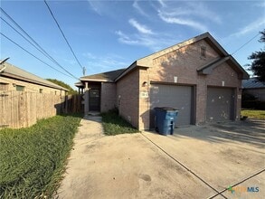 Building Photo - 331 Oelkers Dr