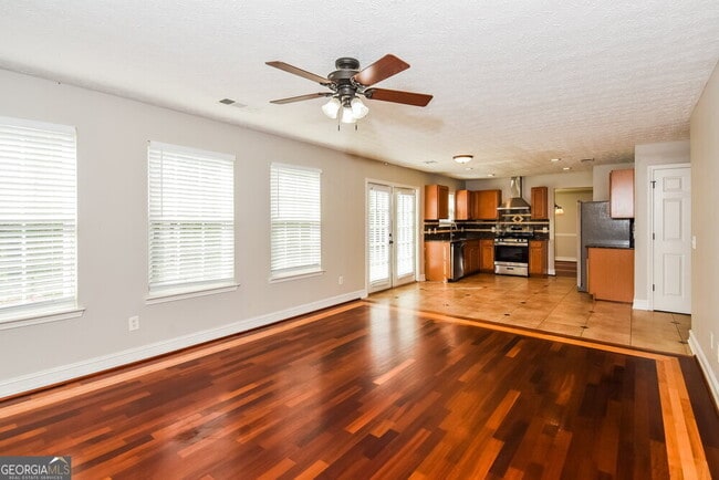 Building Photo - 1305 Bramlett Blvd