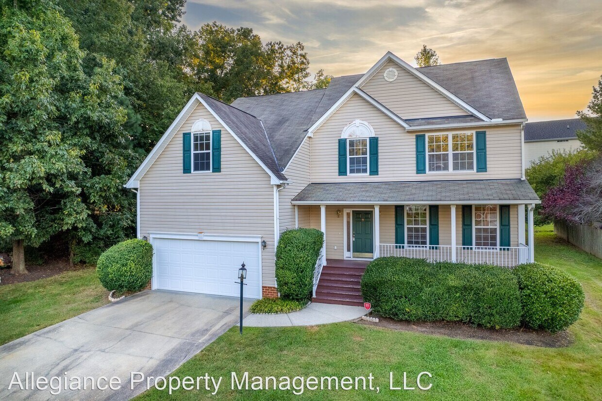 4 br, 2.5 bath House 2242 Rose Family Dr House for Rent in