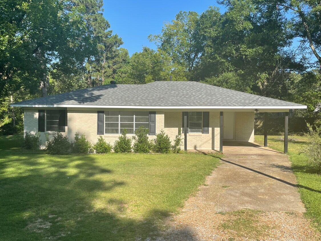 121 Cloverdale Dr, Pineville, LA 71360 House Rental in Pineville, LA