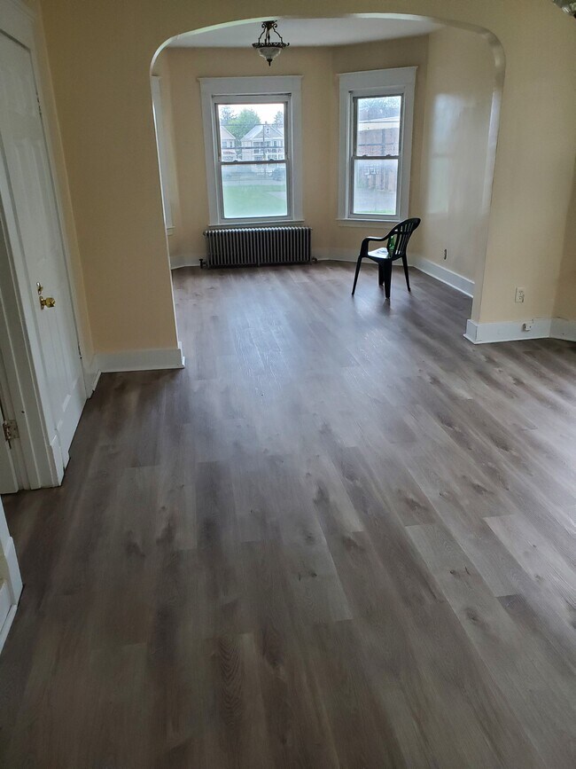 Foto del edificio - 861 Oakwood Ave