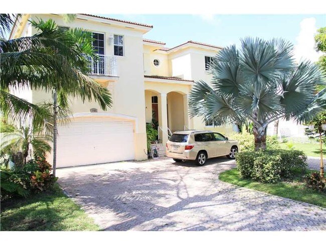 Foto del edificio - 2278 NE 122nd St