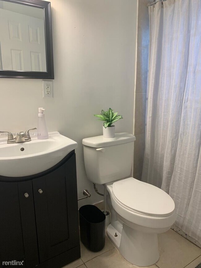 Foto del edificio - 2 br, 1 bath House - 3175 Carter St