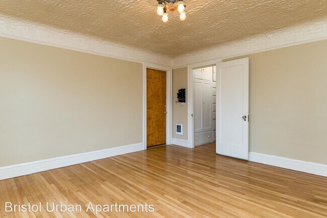 Foto del edificio - 2078 NW Everett St