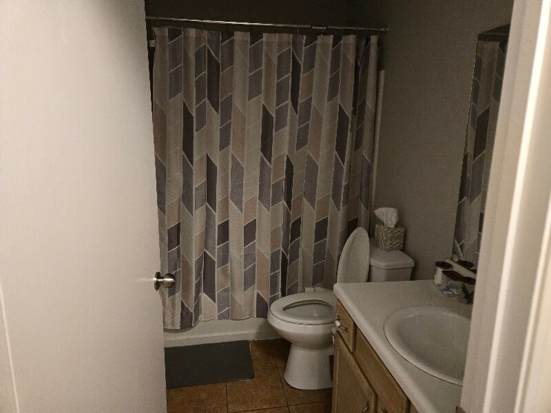 Foto del edificio - 217 Columbia Dr