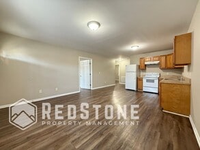 Building Photo - 1108 Chandler Ave