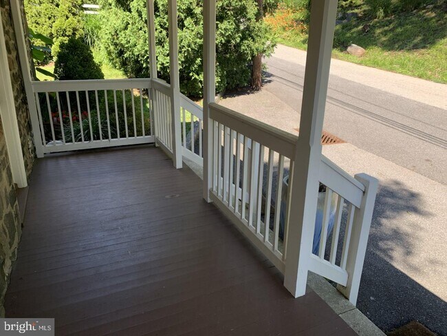 Foto del edificio - 172 Brecks Ln